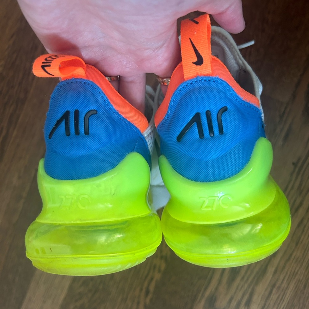 Nike Air Max 270